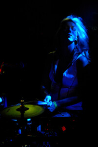 Rita at Earthdance 2